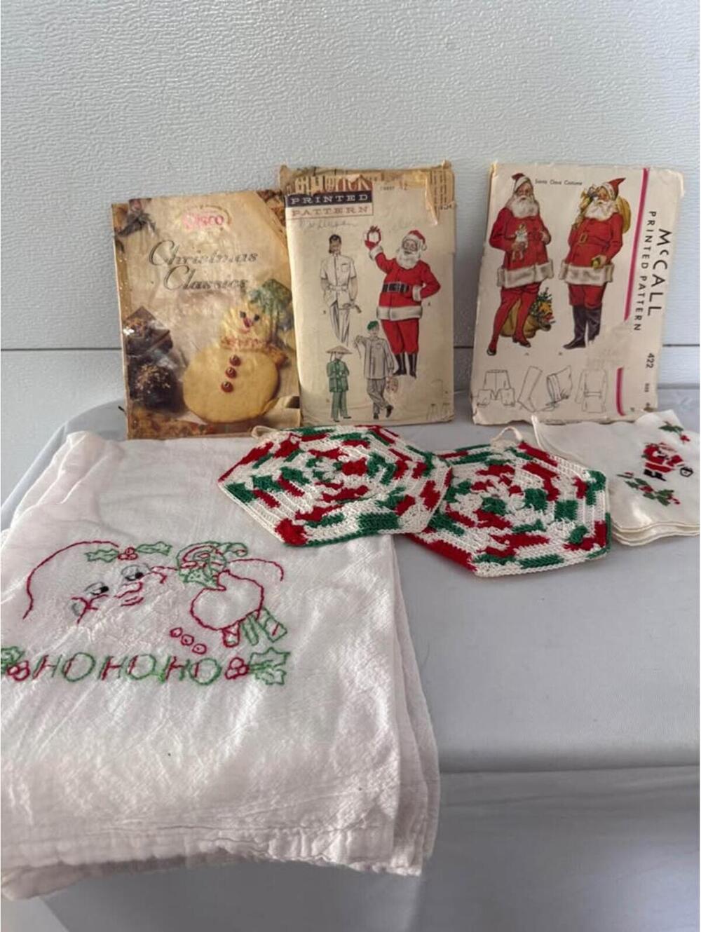 Vintage Christmas Decor lot - Santa Patterns Crochet Potholders Embroidery Towel